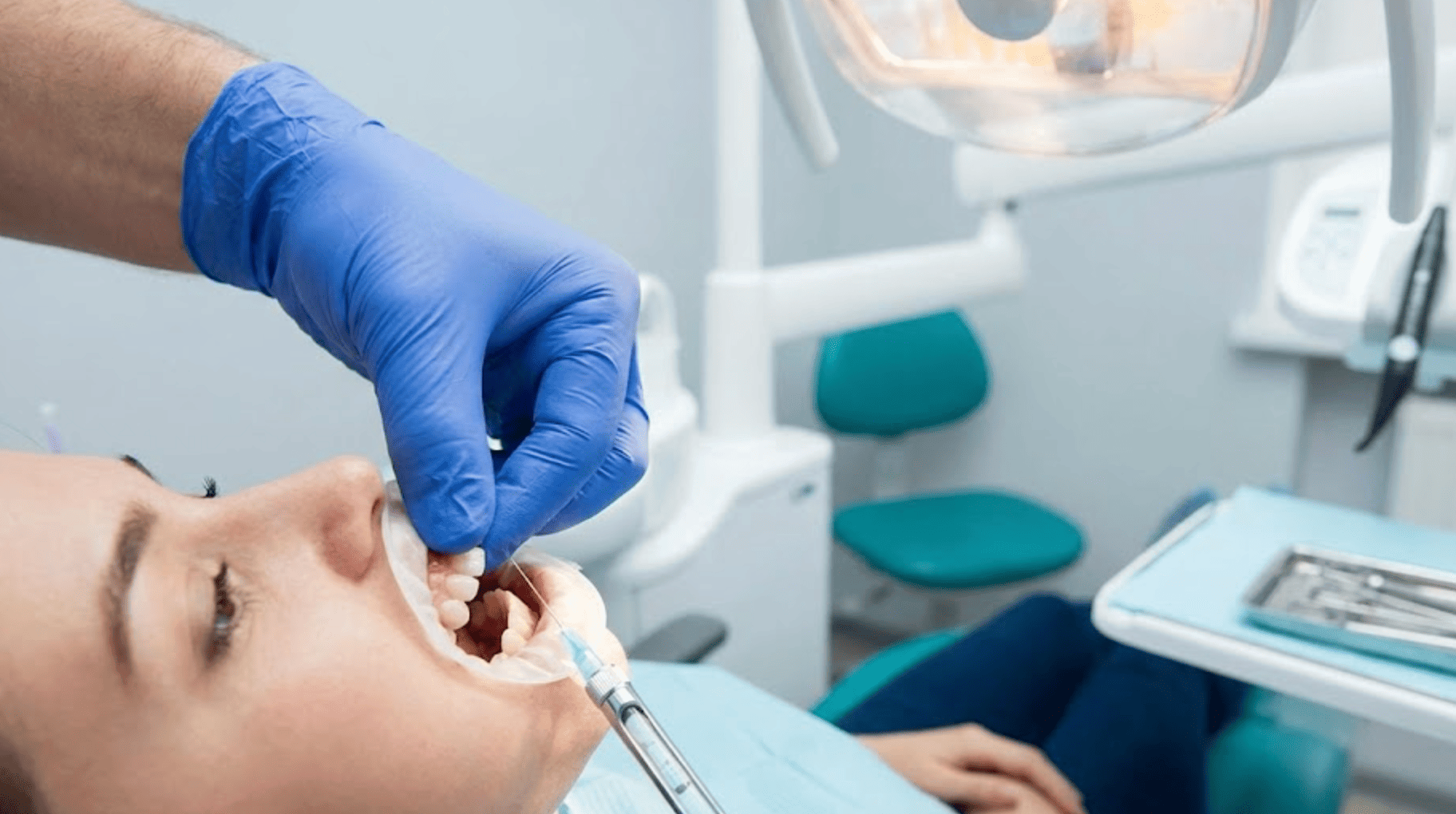 Cómo actúa el ácido hialurónico para regenerar las encías